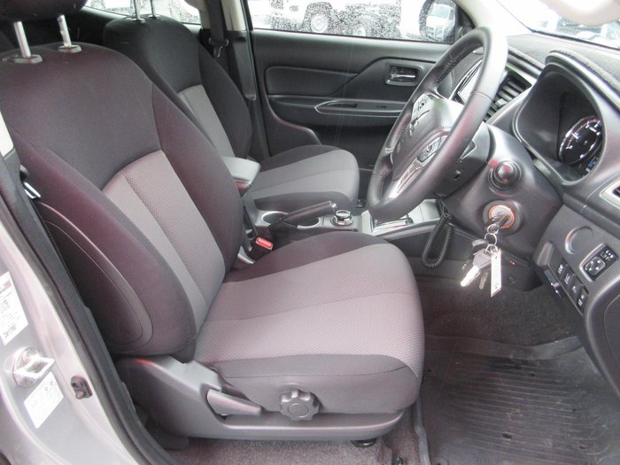 2023 Mitsubishi Triton GLX-R