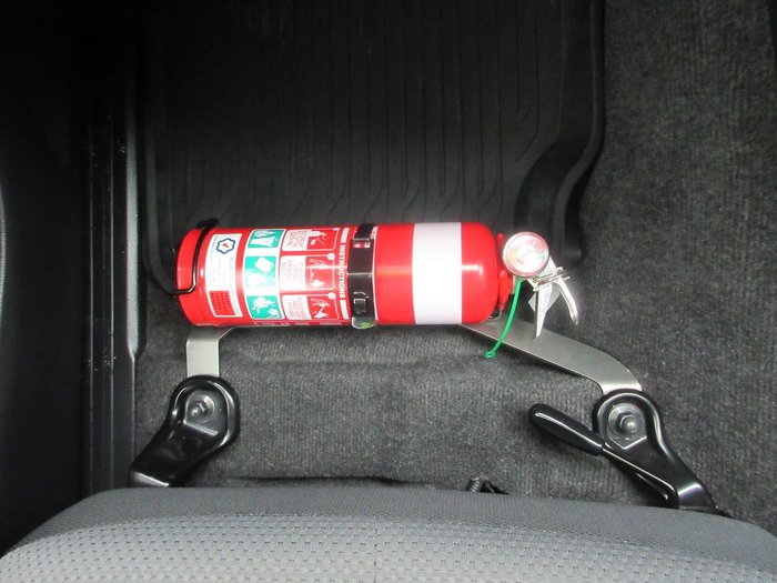 2023 Mitsubishi Triton GLX-R