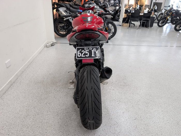 2012 Triumph SPEED TRIPLE Red