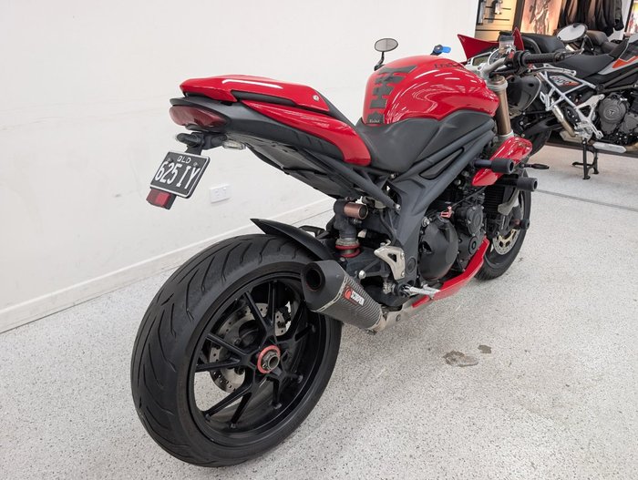 2012 Triumph SPEED TRIPLE Red