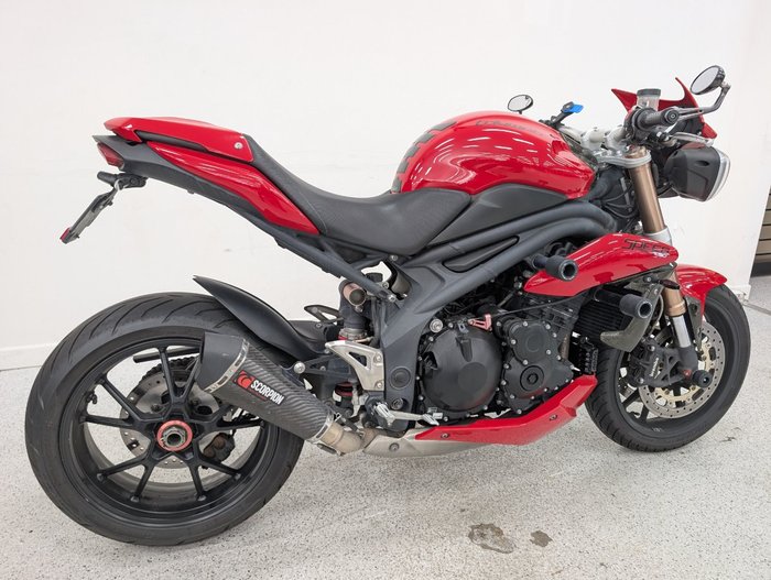 2012 Triumph SPEED TRIPLE Red