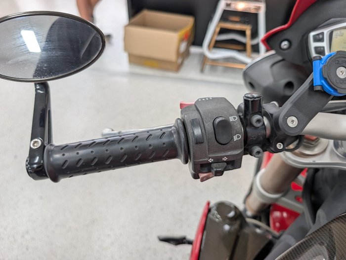 2012 Triumph SPEED TRIPLE Red