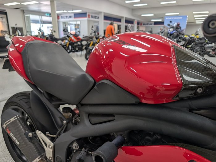 2012 Triumph SPEED TRIPLE Red
