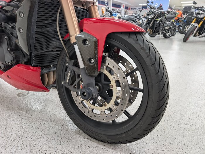 2012 Triumph SPEED TRIPLE Red