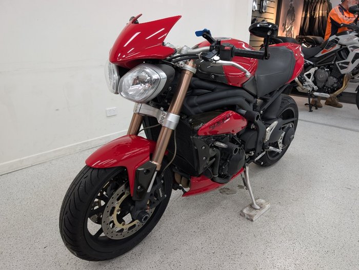 2012 Triumph SPEED TRIPLE Red
