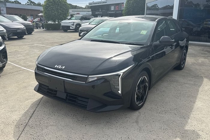 2025 Kia K4 Sport