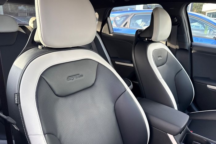 2025 Kia K4 GT-Line CL4m MY26 Aurora Black Pearl (ABP)