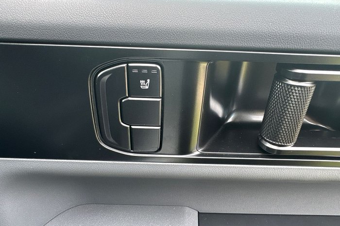 2025 Kia Tasman X-Line TK MY26 4X4 Dual Range Clear White (UD)