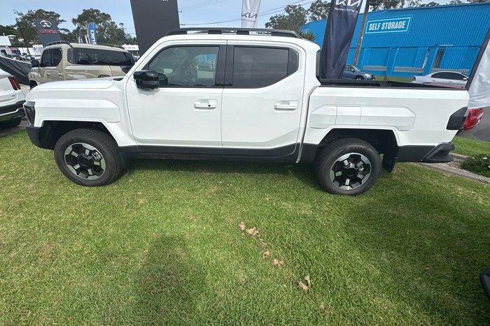 2025 Kia Tasman X-Line TK MY26 4X4 Dual Range Clear White (UD)