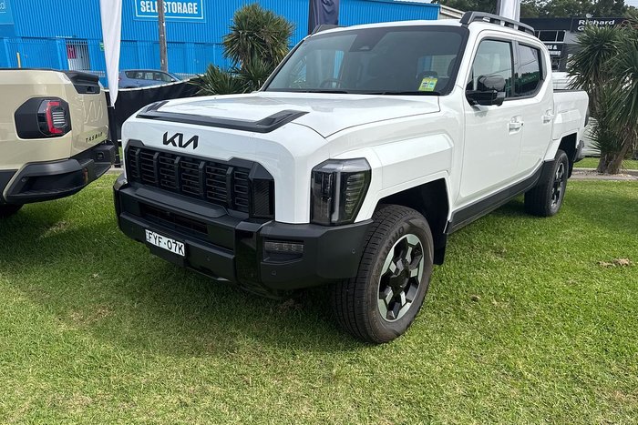 2025 Kia Tasman X-Line TK MY26 4X4 Dual Range Clear White (UD)
