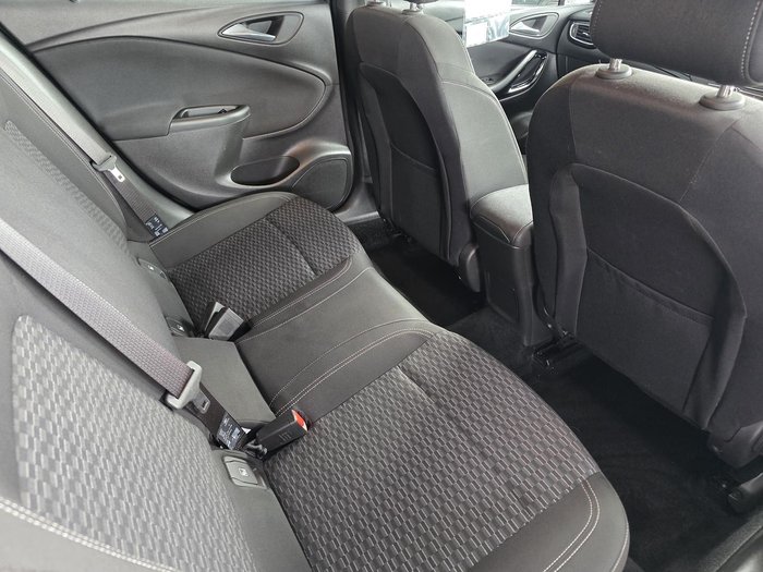 2018 Holden Astra LS+