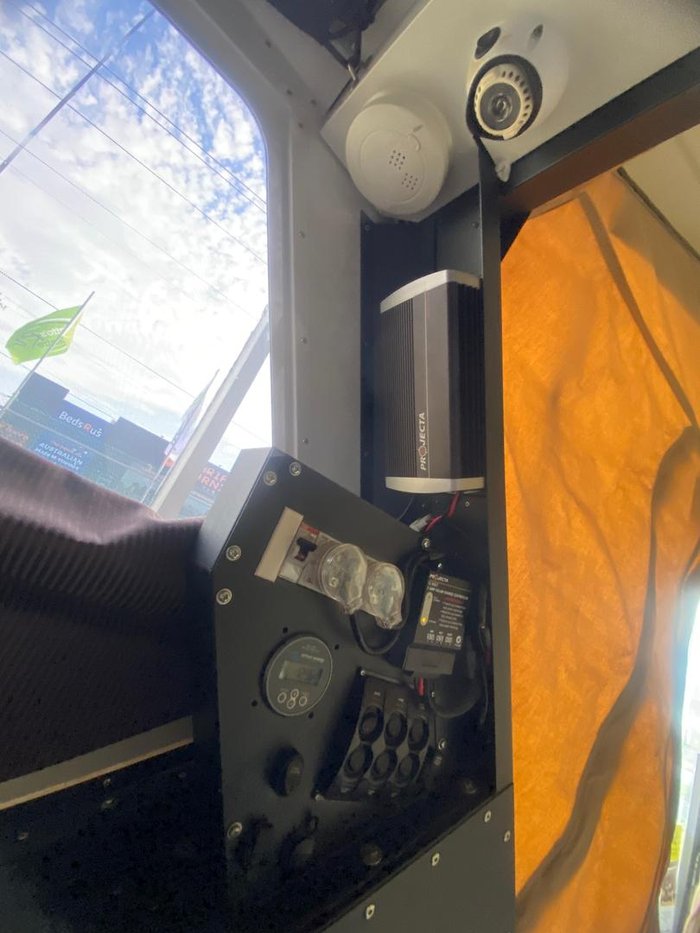 2012 Track Trailer Tvan Canning