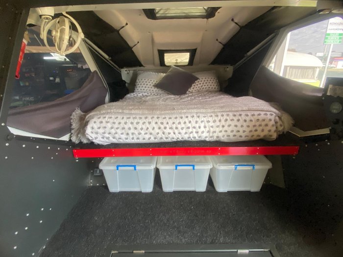 2012 Track Trailer Tvan Canning