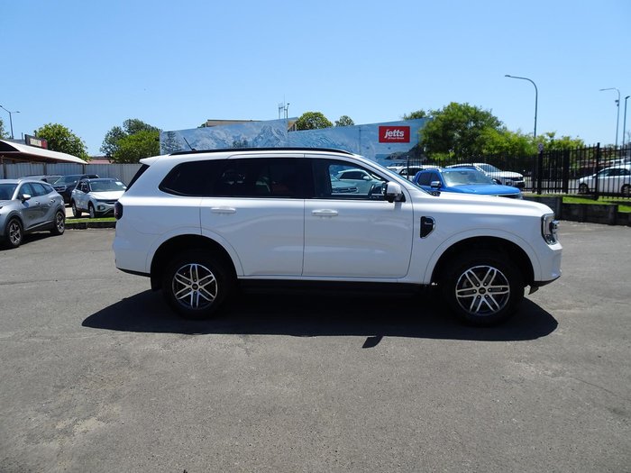 2022 Ford Everest Trend