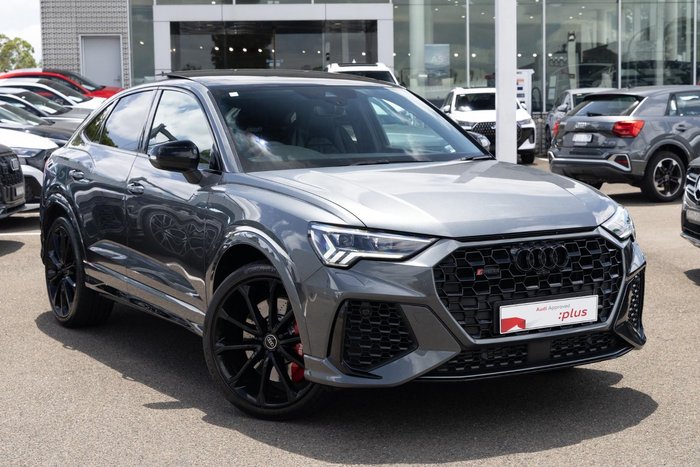2023 Audi RS Q3