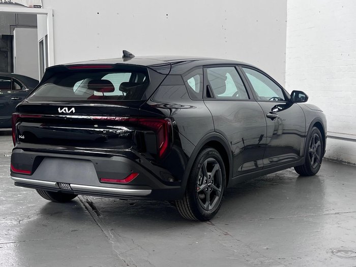 2025 Kia K4 S