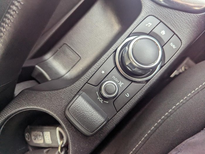 2017 Mazda 2 Maxx DL Series Maroon