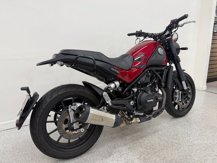 2018 Benelli LEONCINO (ABS) Red