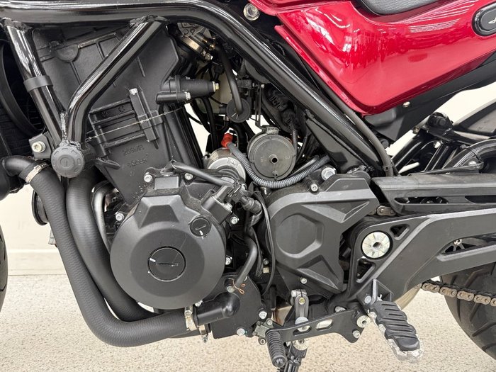 2018 Benelli LEONCINO (ABS) Red