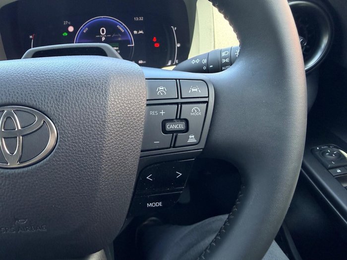 2024 Toyota C-HR GXL