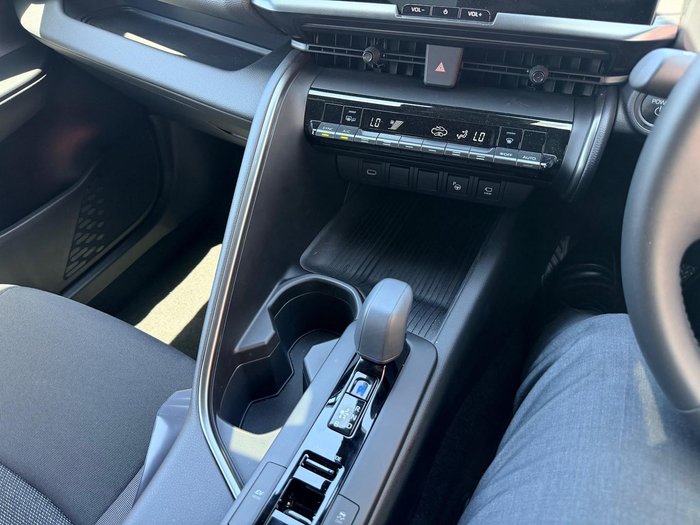 2024 Toyota C-HR GXL