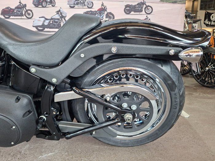 2013 HARLEY-DAVIDSON FXST SOFTAIL STANDARD