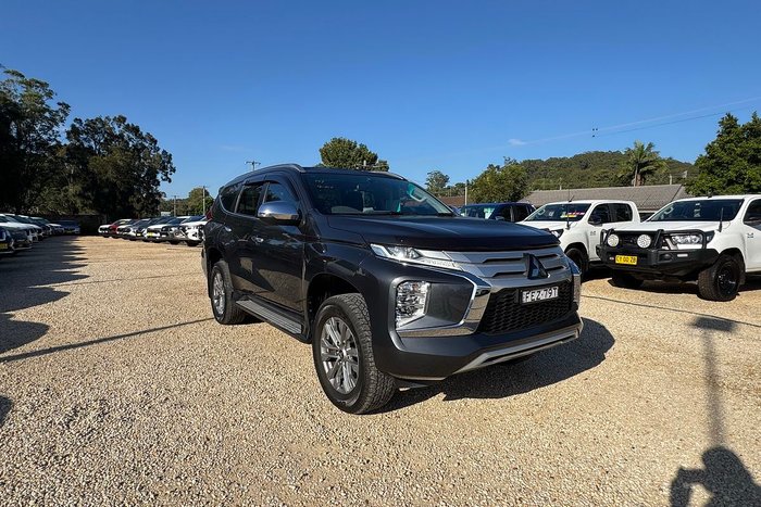 2023 Mitsubishi Pajero Sport GLX