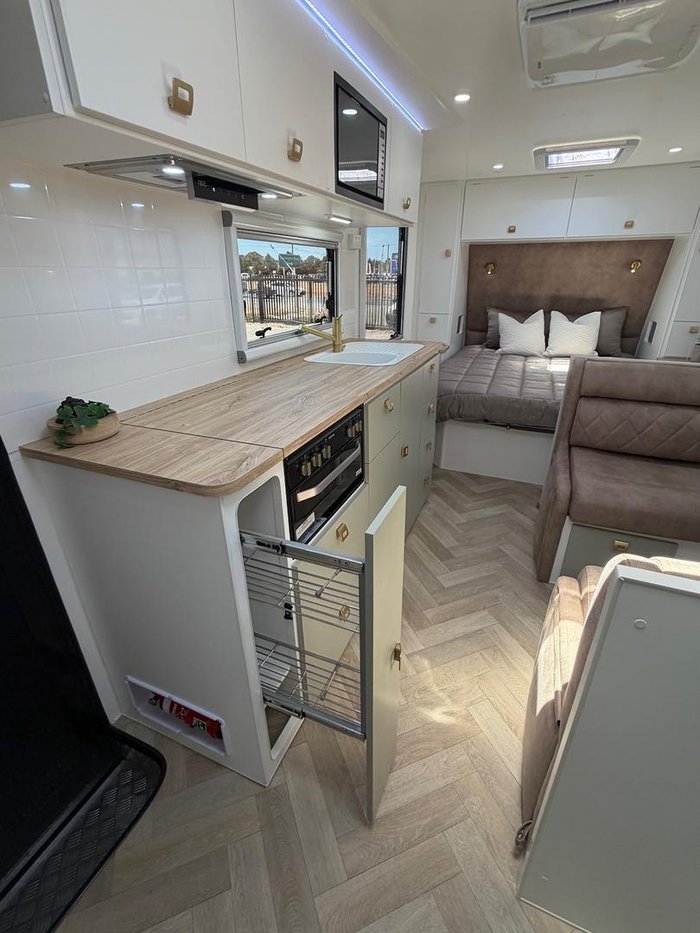 2026 Design RV 196R Forerunner