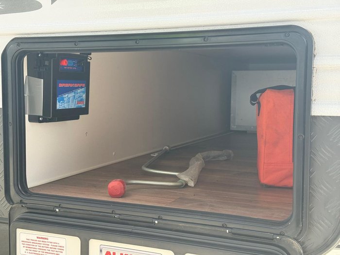 2016 Elite Eildon Series 8 Diamond Le