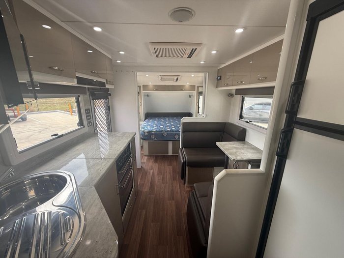 2016 Elite Eildon Series 8 Diamond Le