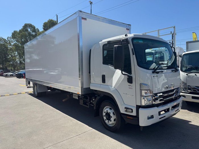 2024 Isuzu Fsr 140/120-260 Pantec
