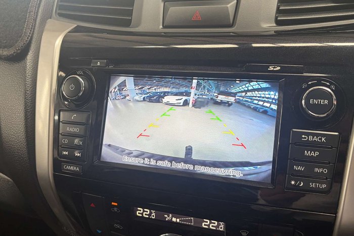 2017 Nissan Navara ST-X