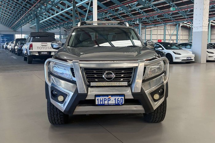 2017 Nissan Navara ST-X