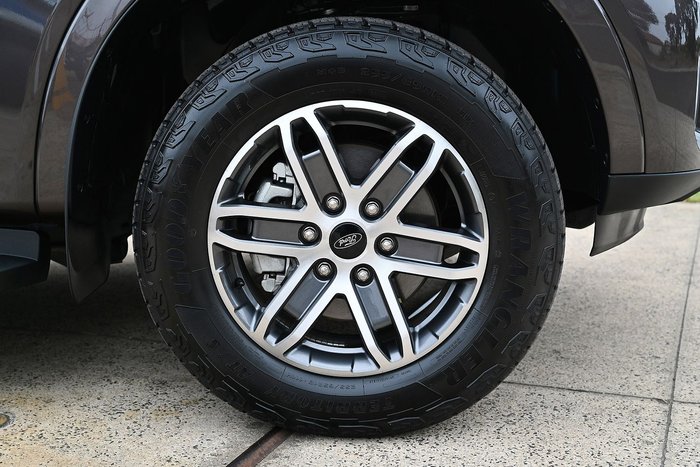 2025 Ford Everest Trend