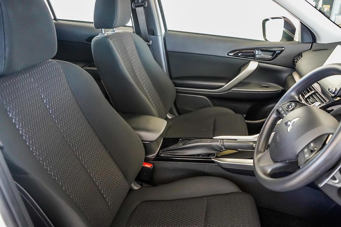 2025 Mitsubishi Eclipse Cross ES