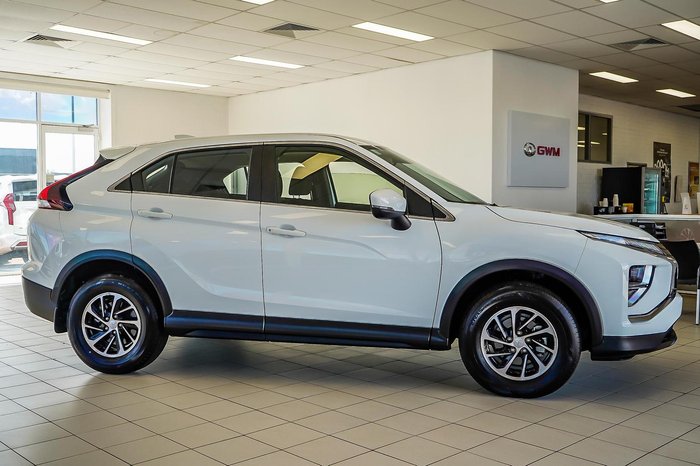 2025 Mitsubishi Eclipse Cross ES