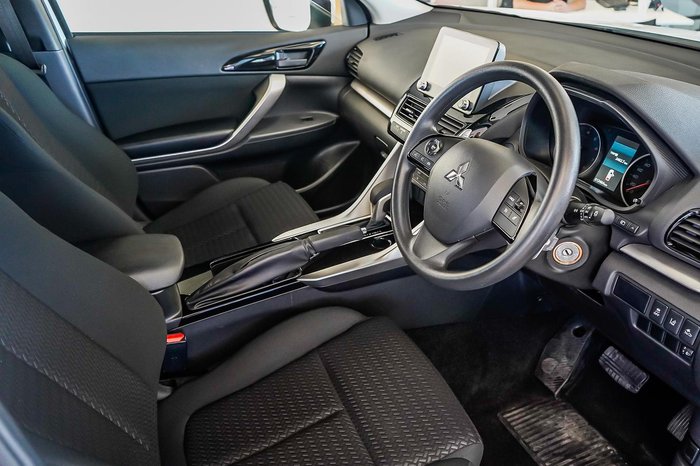 2025 Mitsubishi Eclipse Cross ES