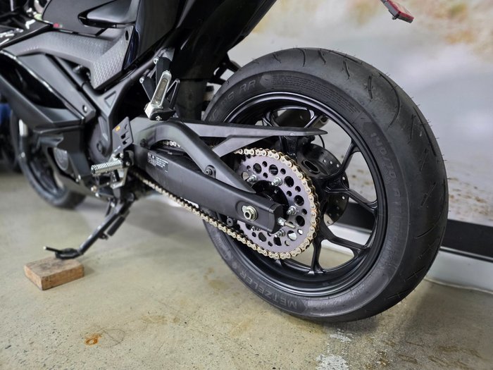 2023 Yamaha YZF-R3 BLACK