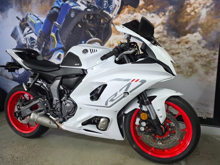 2023 Yamaha YZF-R7LA WHITE