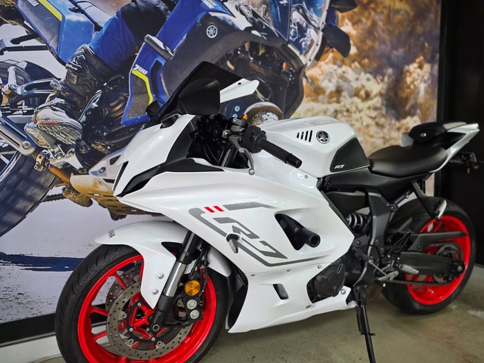 2023 Yamaha YZF-R7LA WHITE