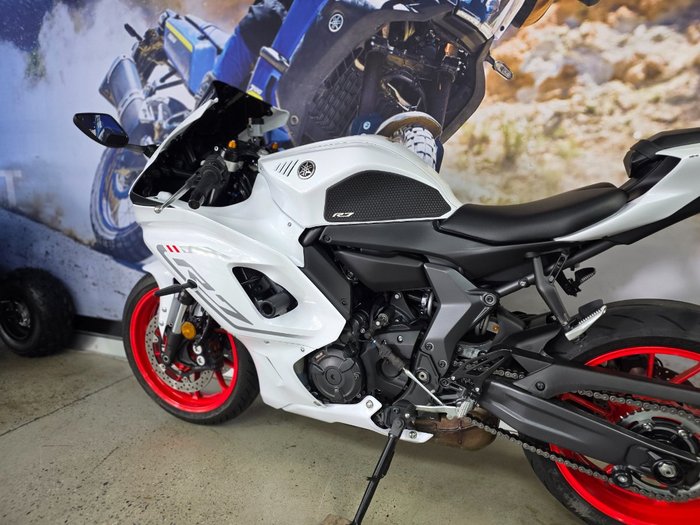 2023 Yamaha YZF-R7LA WHITE