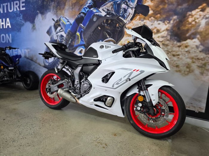 2023 Yamaha YZF-R7LA WHITE