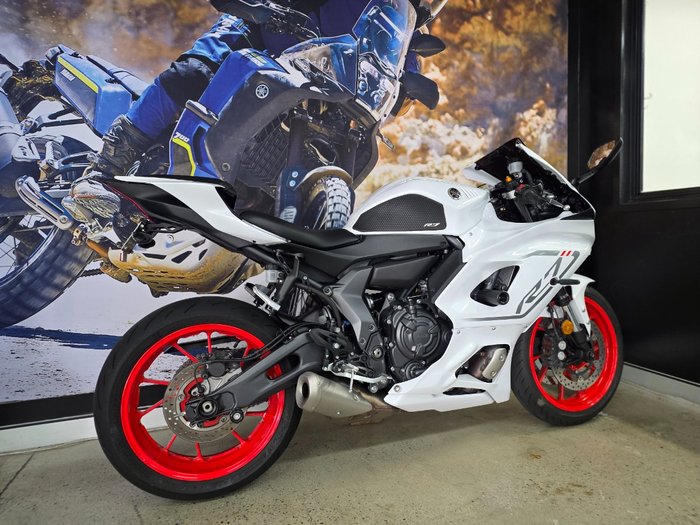 2023 Yamaha YZF-R7LA WHITE
