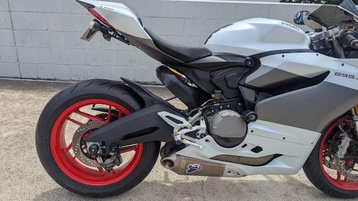 2014 DUCATI 899 PANIGALE White