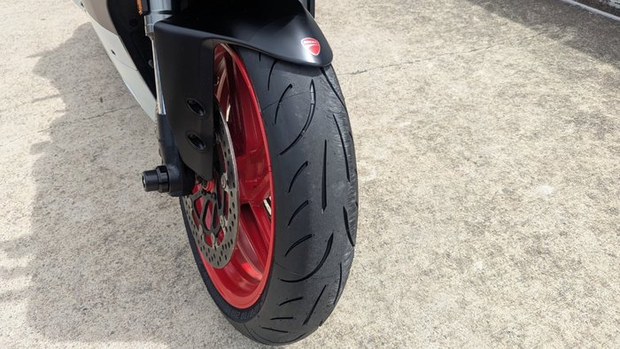 2014 DUCATI 899 PANIGALE White