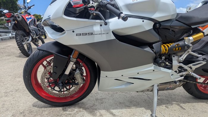 2014 DUCATI 899 PANIGALE White