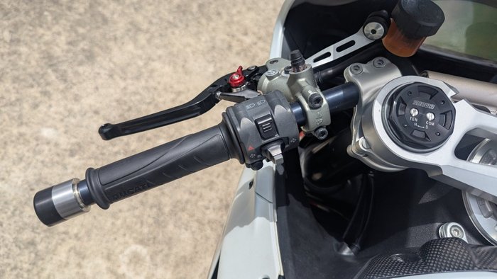 2014 DUCATI 899 PANIGALE White