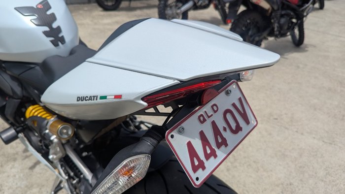 2014 DUCATI 899 PANIGALE White