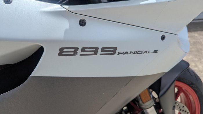 2014 DUCATI 899 PANIGALE White