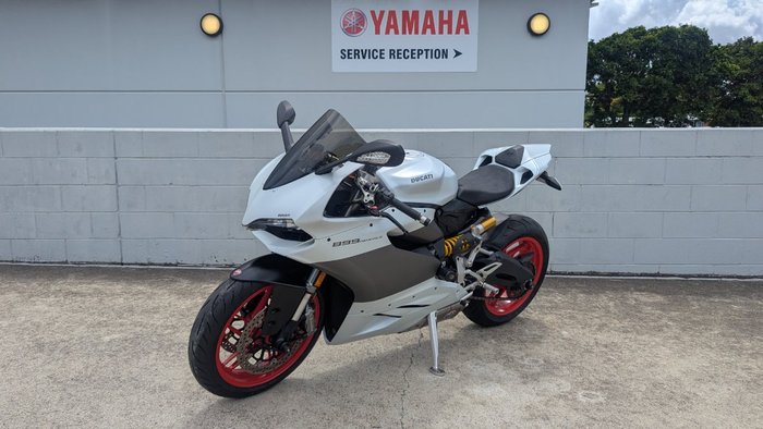 2014 DUCATI 899 PANIGALE White